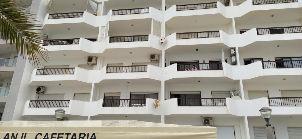 Quarteira, Algarve - Seaview - Horizonte Mar Appartement Buitenkant foto